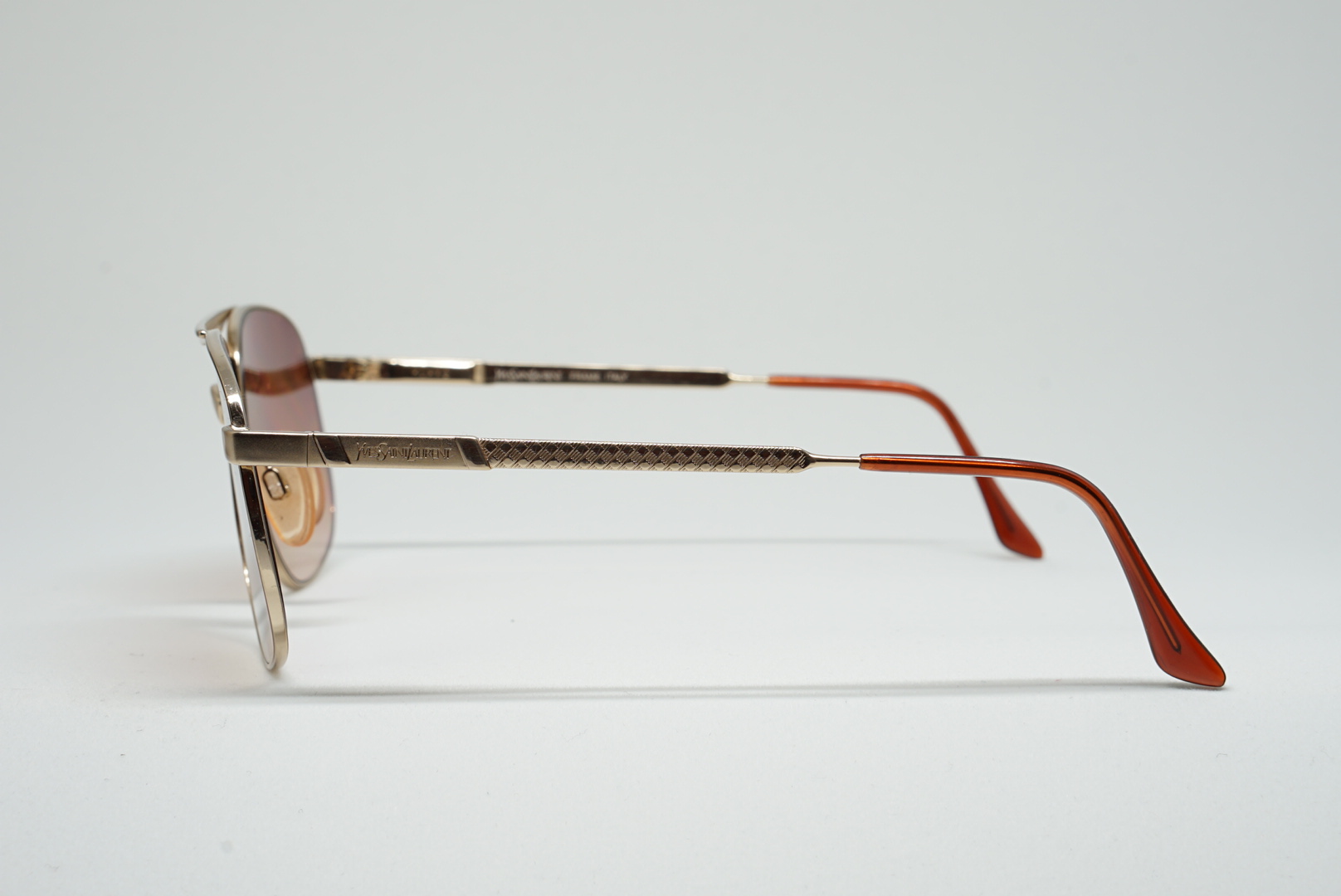 YVES SAINT LAURENT - Image 3